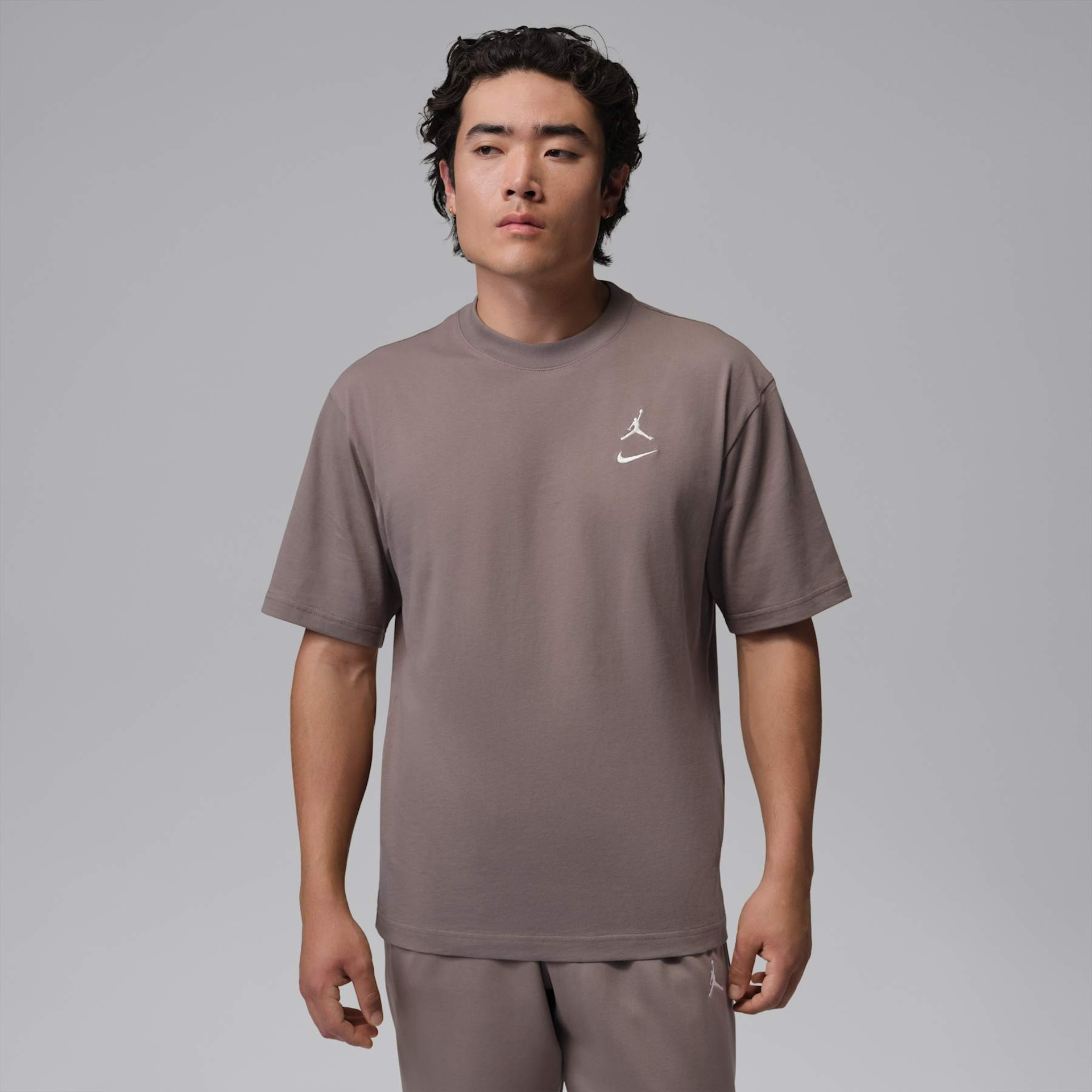 096006IDA1_resultado Camiseta Jordan Brooklyn Varsity Masculina - Imagem 1